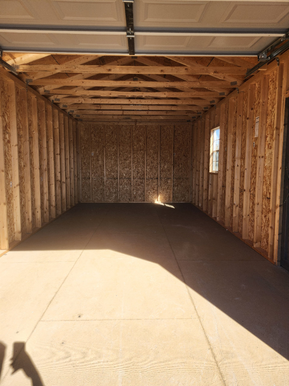 12x24 Painted Garage - Image 2