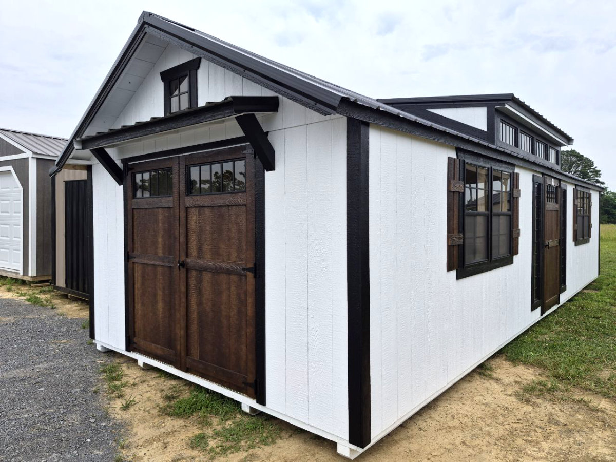 12x32 Mission Building with LP SilverTech Siding - Image 2