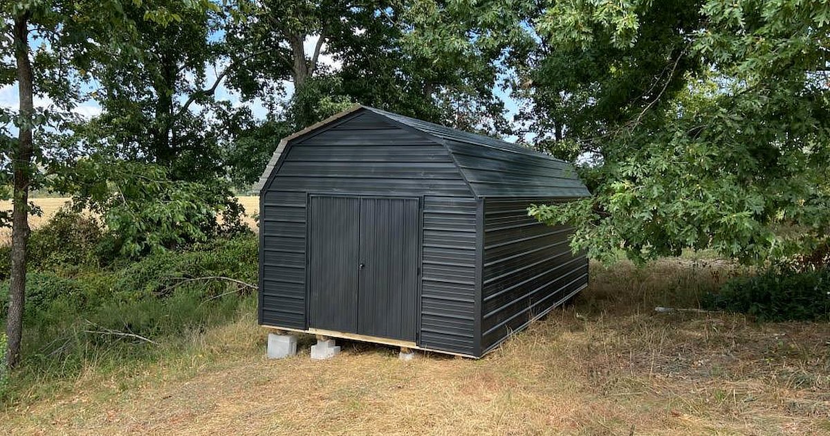 12x24 Econo Lofted Barn Delivered in Red Boiling Springs, TN