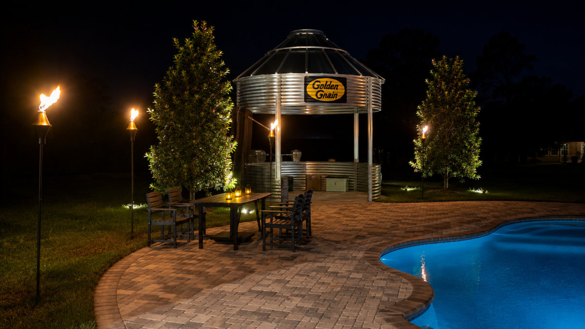 15’ Grain Bin Gazebo Delivered to North Fort Myers, Florida