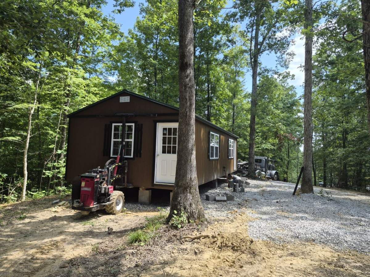 16x40 Workshop Shed Delivered to Moss, TN gallery image 2